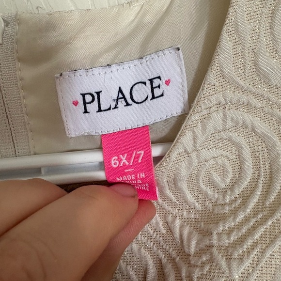 Elegant Cream Kids Dress - Picture 2 of 5